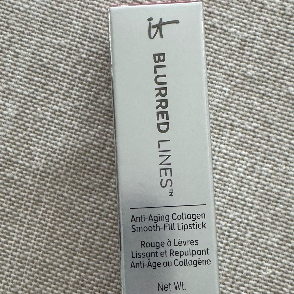 IT Cosmetics Je Ne Sais Quoi Lipstick - Pink